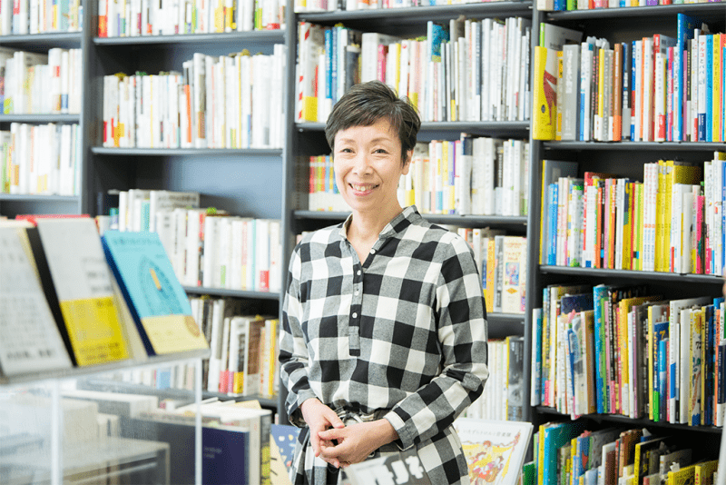 平松洋子が語る(前編)「自分で選んだ、文章を書いて生きていく仕事」